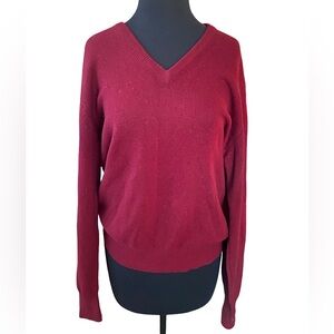 Vintage cashmere Bryant of Scotland deep red v-neck sweater size women’s large